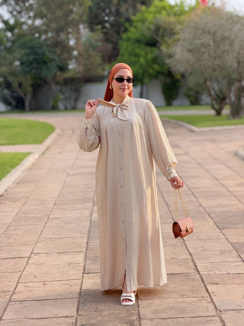 AMIRA ROBE